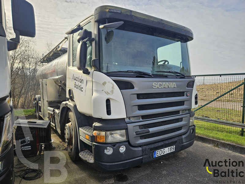 Scania P 230 - משאית מכל: תמונה 2 Scania P 230 - משאית מכל: תמונה 2