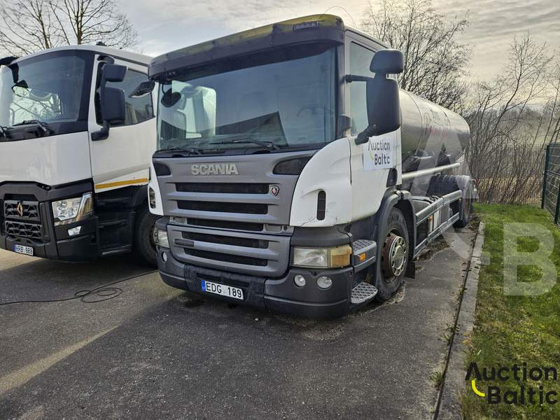 Scania P 230 - משאית מכל: תמונה 1 Scania P 230 - משאית מכל: תמונה 1