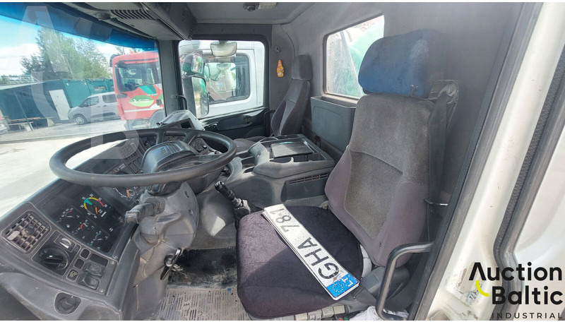 Scania P 94 GB - משאית מערבלת בטון: תמונה 5 Scania P 94 GB - משאית מערבלת בטון: תמונה 5