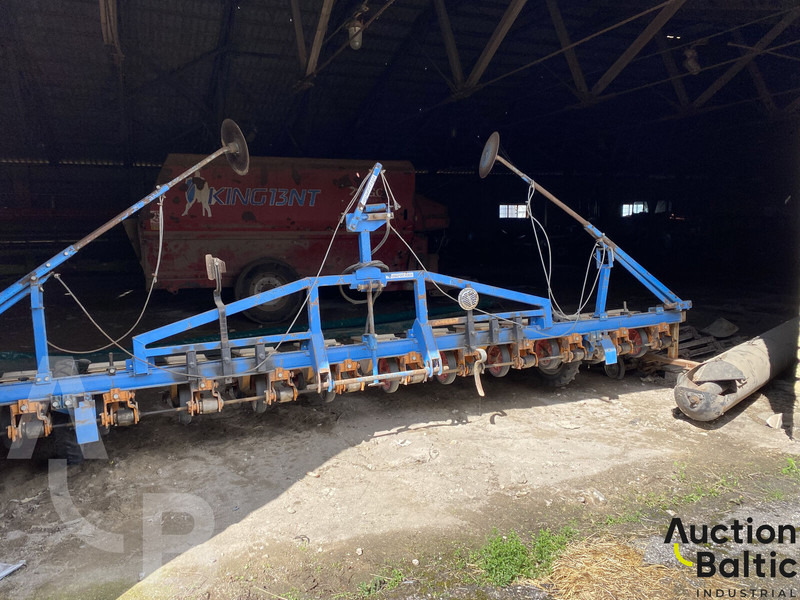 Schmotzer UD2012 - מכונת זריעה מדויקת: תמונה 1 Schmotzer UD2012 - מכונת זריעה מדויקת: תמונה 1