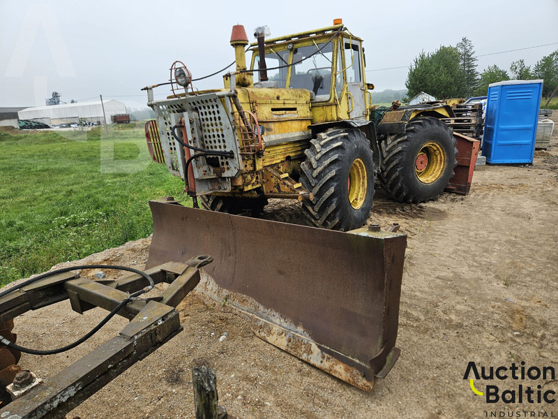 T-157K - טרקטור חקלאי: תמונה 1 T-157K - טרקטור חקלאי: תמונה 1