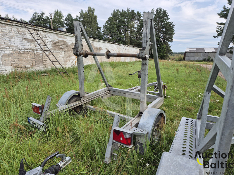 Tiki KP1500-RB - סמיטריילר עם וילונות צד: תמונה 3 Tiki KP1500-RB - סמיטריילר עם וילונות צד: תמונה 3