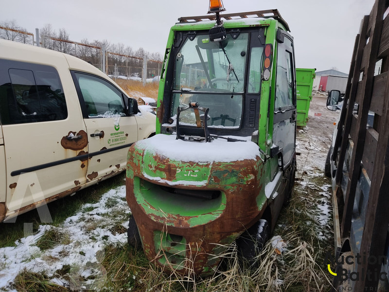 UniCarriers 30 - מלגזת סולר: תמונה 5 UniCarriers 30 - מלגזת סולר: תמונה 5