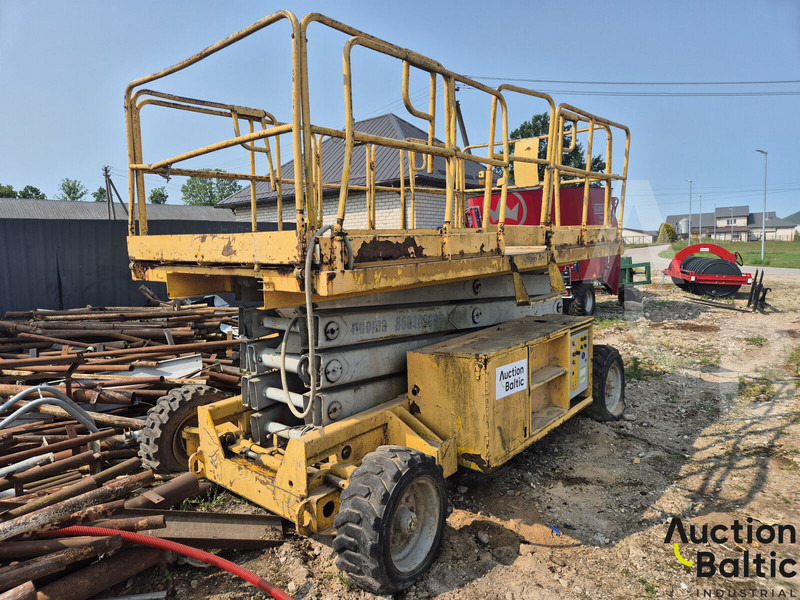UpRight LX41 - מעלית מספריים: תמונה 2 UpRight LX41 - מעלית מספריים: תמונה 2