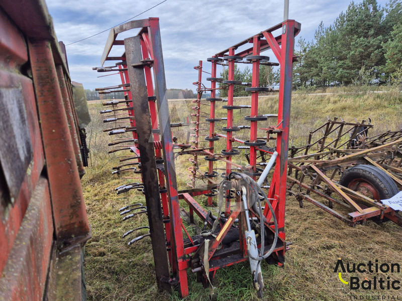 Vaderstad Cultivator - קלטרת: תמונה 2 Vaderstad Cultivator - קלטרת: תמונה 2