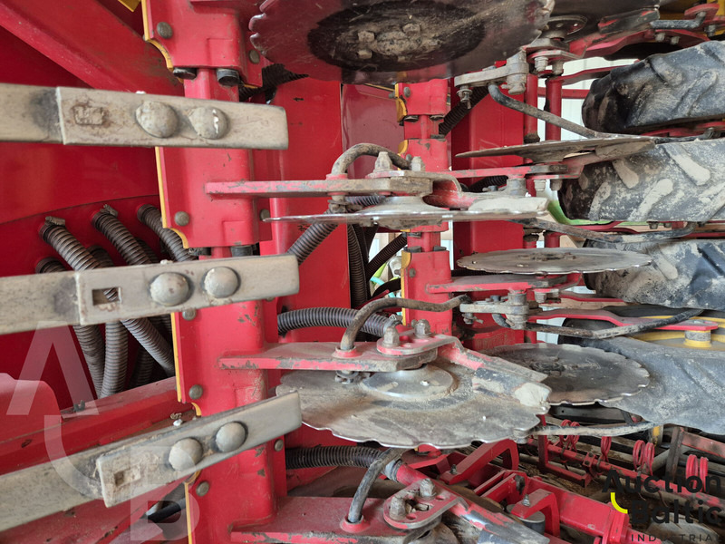 Vaderstad RDA600S - מקדחת זריעה משולבת: תמונה 4 Vaderstad RDA600S - מקדחת זריעה משולבת: תמונה 4