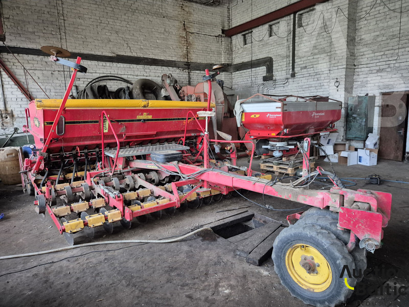 Vaderstad Rapid400C - ציוד זריעה: תמונה 1 Vaderstad Rapid400C - ציוד זריעה: תמונה 1