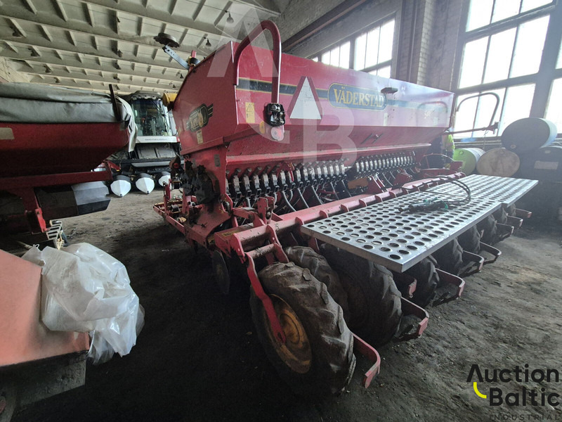 Vaderstad Rapid400C - ציוד זריעה: תמונה 4 Vaderstad Rapid400C - ציוד זריעה: תמונה 4