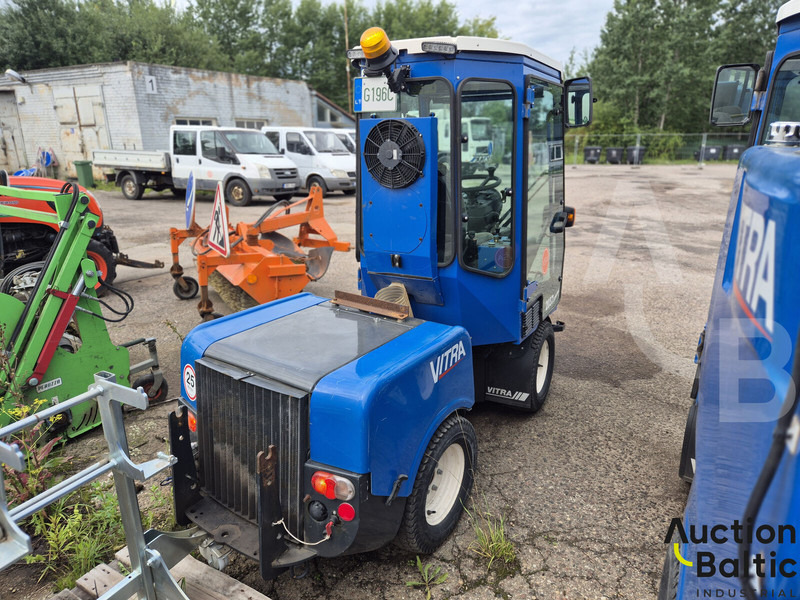 Vitra 2037 Economy - מטאטא כבישים: תמונה 3 Vitra 2037 Economy - מטאטא כבישים: תמונה 3