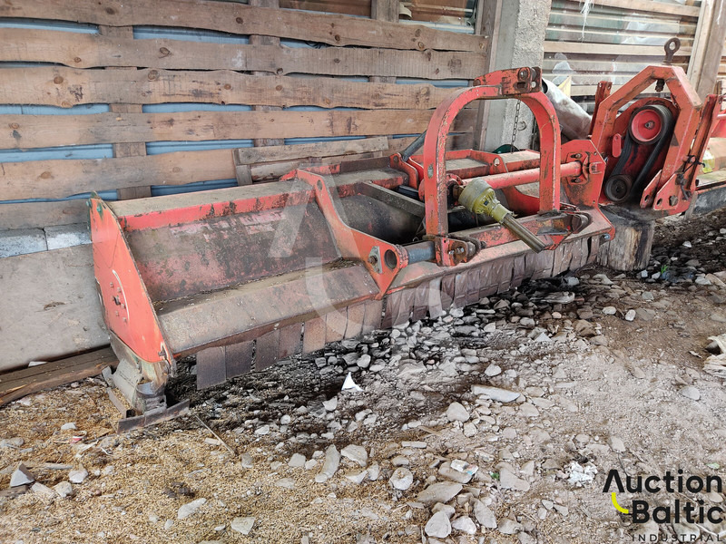 Vogel & Noot TST 300 - מכסחת תבואה/ עשבים: תמונה 2 Vogel & Noot TST 300 - מכסחת תבואה/ עשבים: תמונה 2