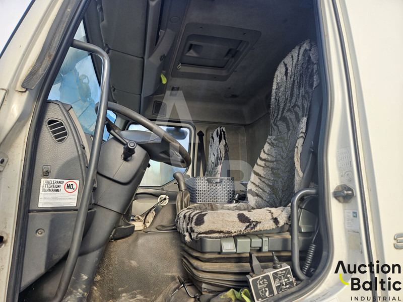 משאית הרמת וו, משאית מנוף Volvo FE320: תמונה 15