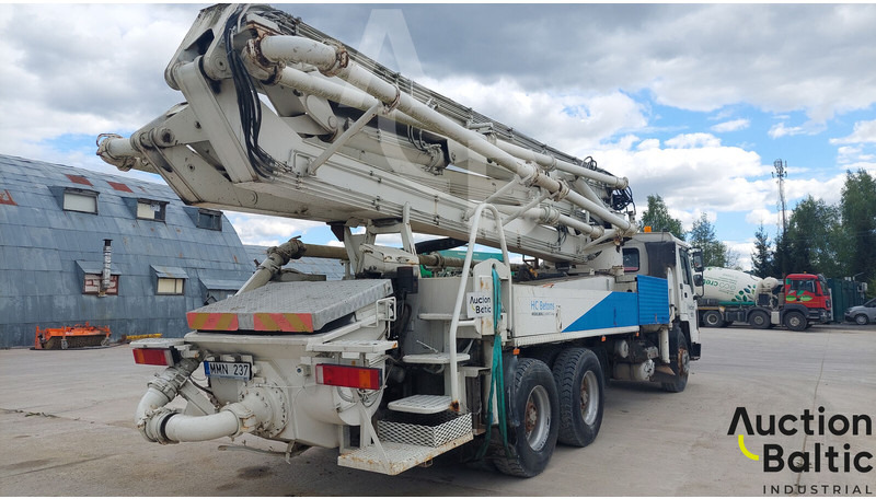 Volvo FL10 - משאבת בטון נייחת: תמונה 3 Volvo FL10 - משאבת בטון נייחת: תמונה 3