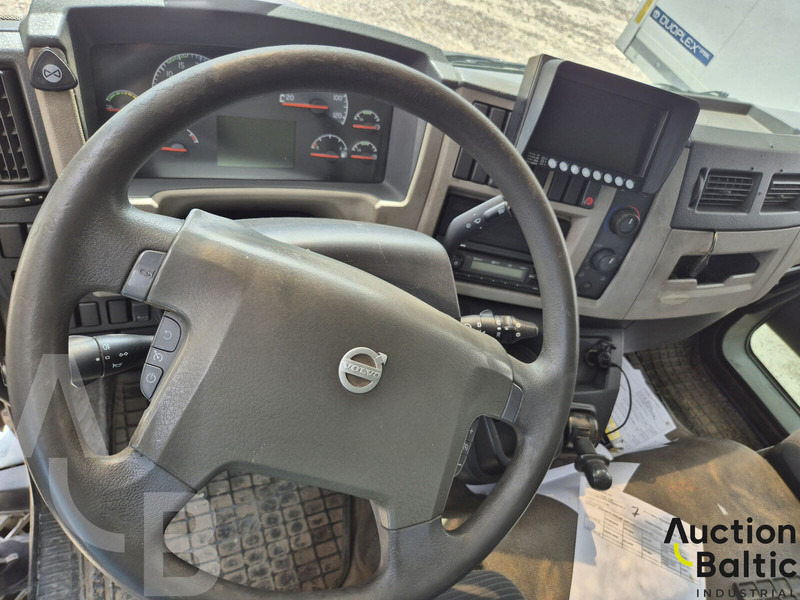 Volvo FL240 - משאית תיבה: תמונה 5 Volvo FL240 - משאית תיבה: תמונה 5