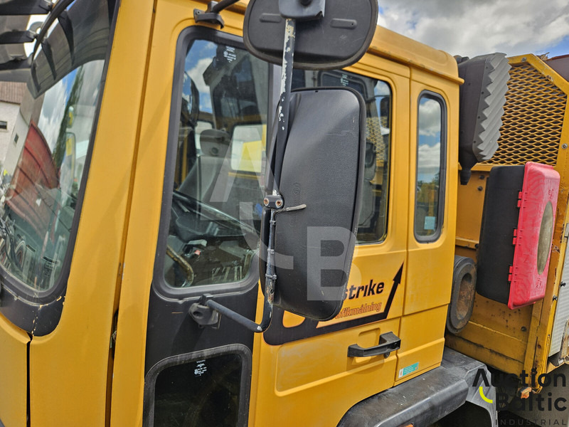 Volvo FL612 - משאית צד נופל/ שטוחה: תמונה 5 Volvo FL612 - משאית צד נופל/ שטוחה: תמונה 5