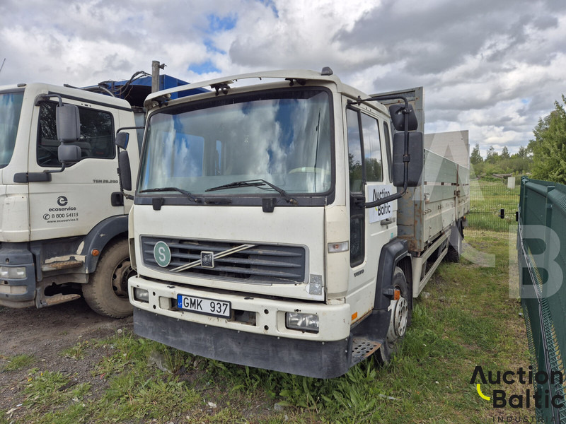 Volvo FL6 - משאית צד נופל/ שטוחה: תמונה 1 Volvo FL6 - משאית צד נופל/ שטוחה: תמונה 1