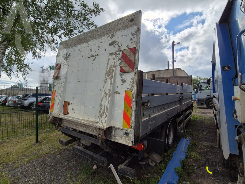 Volvo FL6 - משאית צד נופל/ שטוחה: תמונה 4 Volvo FL6 - משאית צד נופל/ שטוחה: תמונה 4