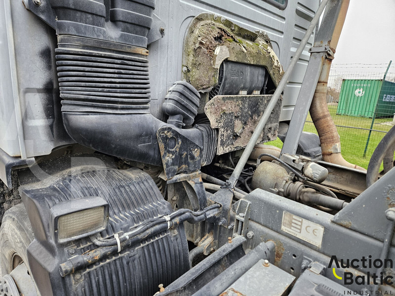 משאית מערבלת בטון Volvo FM12: תמונה 12