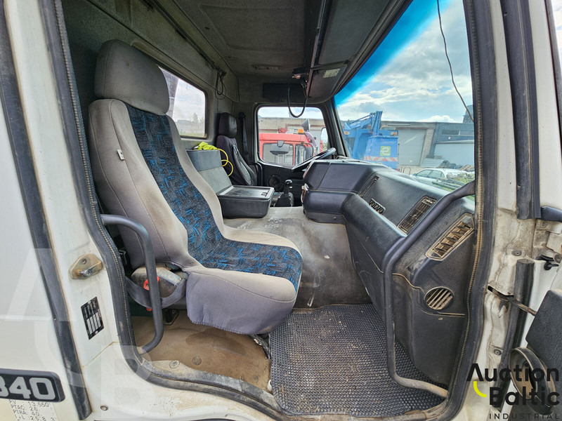 מזהיר Volvo FM12: תמונה 7
