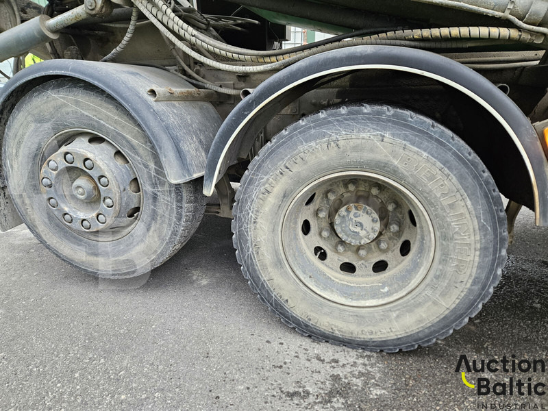 משאית מערבלת בטון Volvo FM12: תמונה 19
