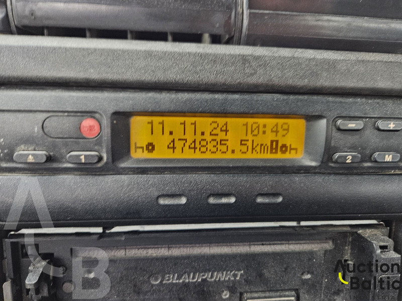 משאית מערבלת בטון Volvo FM12: תמונה 8