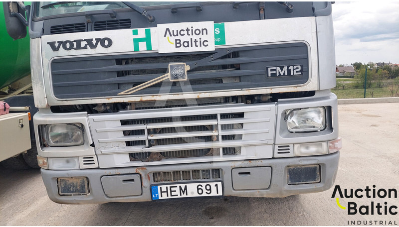 משאית מערבלת בטון Volvo FM12: תמונה 9 משאית מערבלת בטון Volvo FM12: תמונה 9