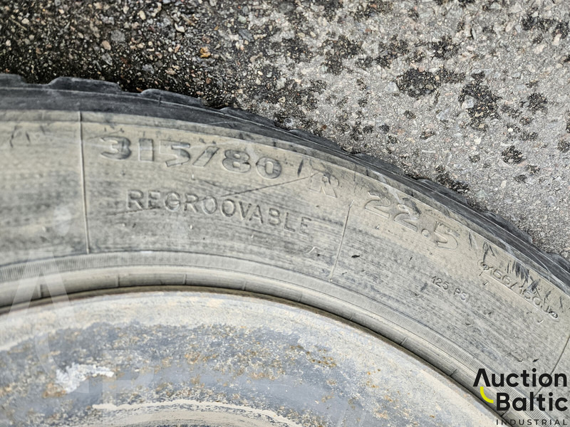 משאית מערבלת בטון Volvo FM12: תמונה 18