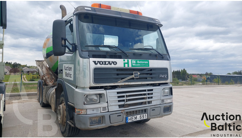 Volvo FM12 - משאית מערבלת בטון: תמונה 2 Volvo FM12 - משאית מערבלת בטון: תמונה 2