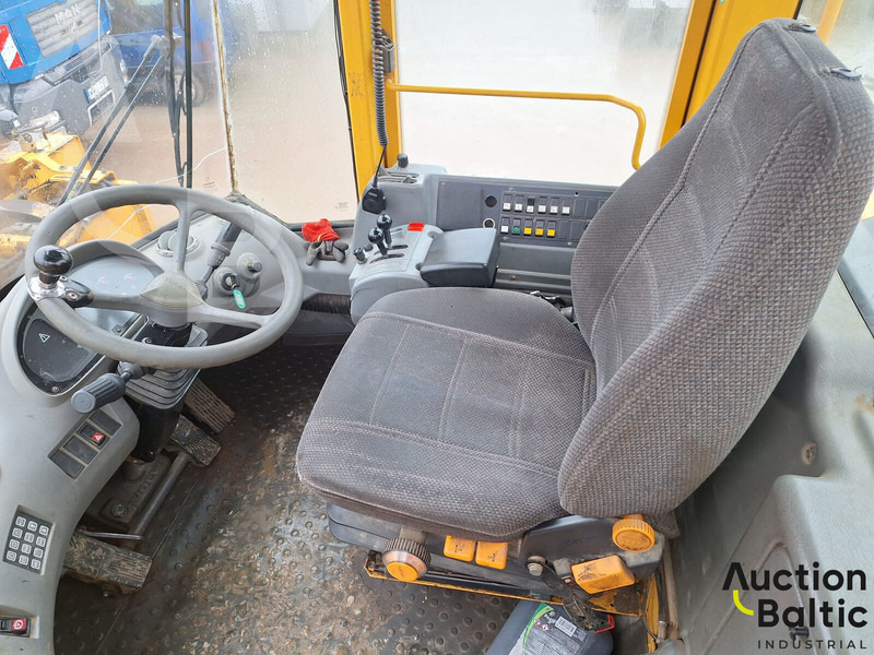 Volvo L 180 E - מעמיס גלגלים: תמונה 5 Volvo L 180 E - מעמיס גלגלים: תמונה 5