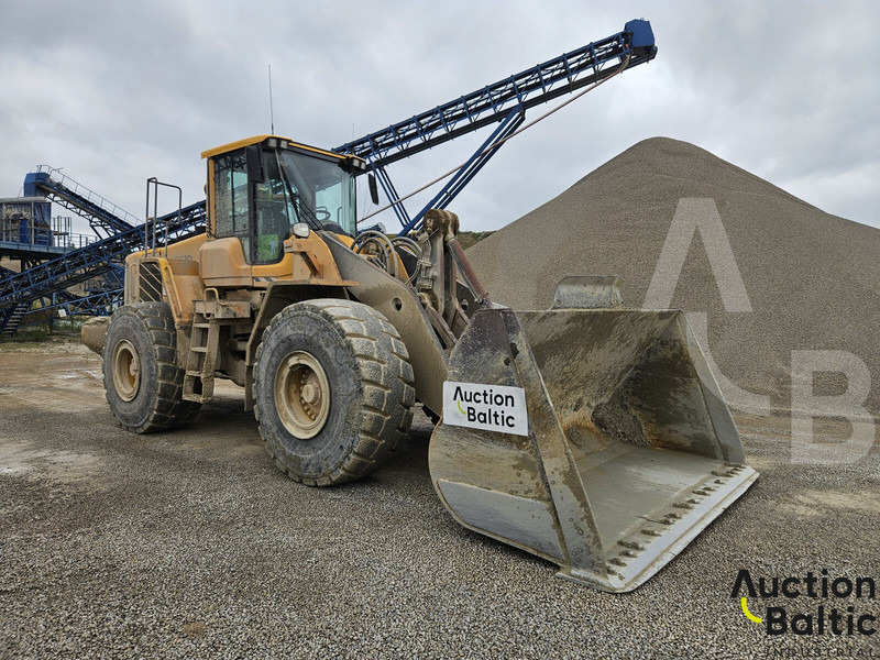 Volvo L 180 F - מעמיס גלגלים: תמונה 1 Volvo L 180 F - מעמיס גלגלים: תמונה 1