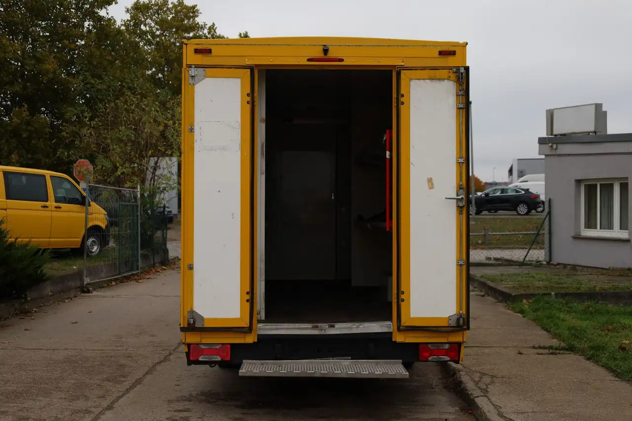 כלי רכב מסחרי עם תיבה Iveco IS35SI2AA Daily/ Regalsystem/Luftfeder/1. Hand/: תמונה 16 כלי רכב מסחרי עם תיבה Iveco IS35SI2AA Daily/ Regalsystem/Luftfeder/1. Hand/: תמונה 16