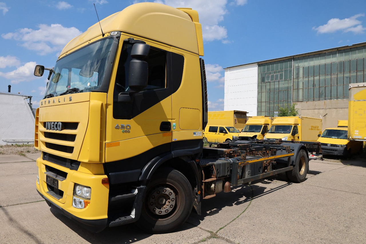 Iveco STRALIS/Magirus/L042/1. Hand - מוביל מכולות/ משאית החלפת גוף: תמונה 2 Iveco STRALIS/Magirus/L042/1. Hand - מוביל מכולות/ משאית החלפת גוף: תמונה 2