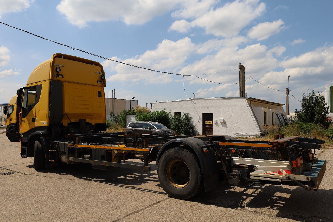 Iveco STRALIS/Magirus/L042/1. Hand - מוביל מכולות/ משאית החלפת גוף: תמונה 4 Iveco STRALIS/Magirus/L042/1. Hand - מוביל מכולות/ משאית החלפת גוף: תמונה 4