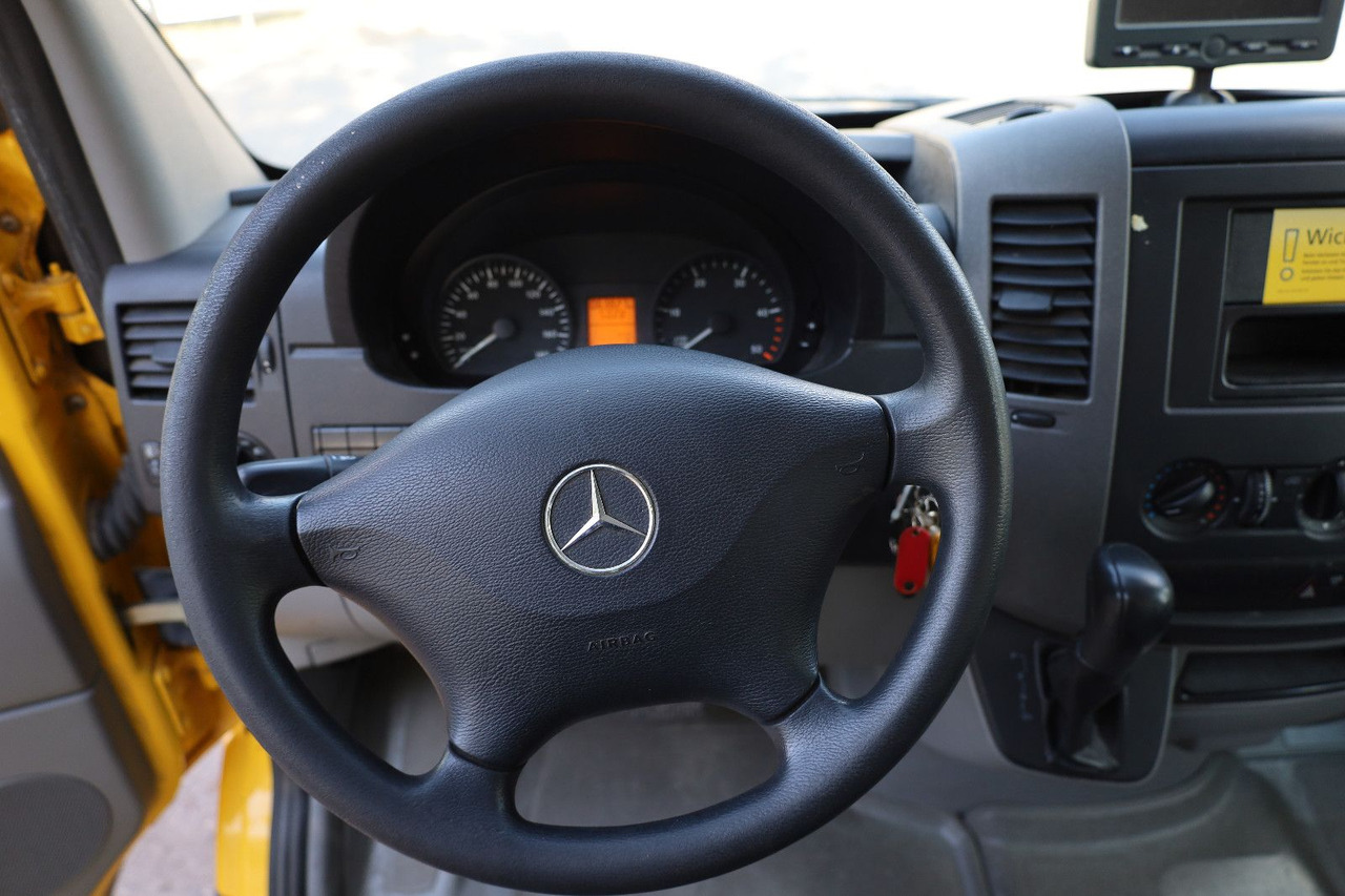 Mercedes-Benz Sprinter II Pritsche/ Koffer/Regalsystem - כלי רכב מסחרי עם תיבה: תמונה 4 Mercedes-Benz Sprinter II Pritsche/ Koffer/Regalsystem - כלי רכב מסחרי עם תיבה: תמונה 4