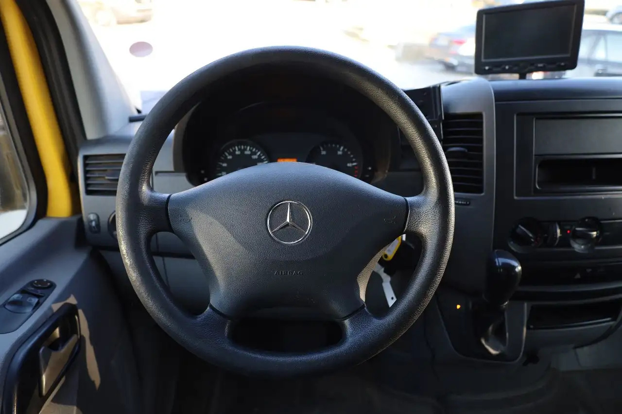 Mercedes-Benz Sprinter II Pritsche/ Koffer/Regalsystem - כלי רכב מסחרי עם תיבה: תמונה 5 Mercedes-Benz Sprinter II Pritsche/ Koffer/Regalsystem - כלי רכב מסחרי עם תיבה: תמונה 5