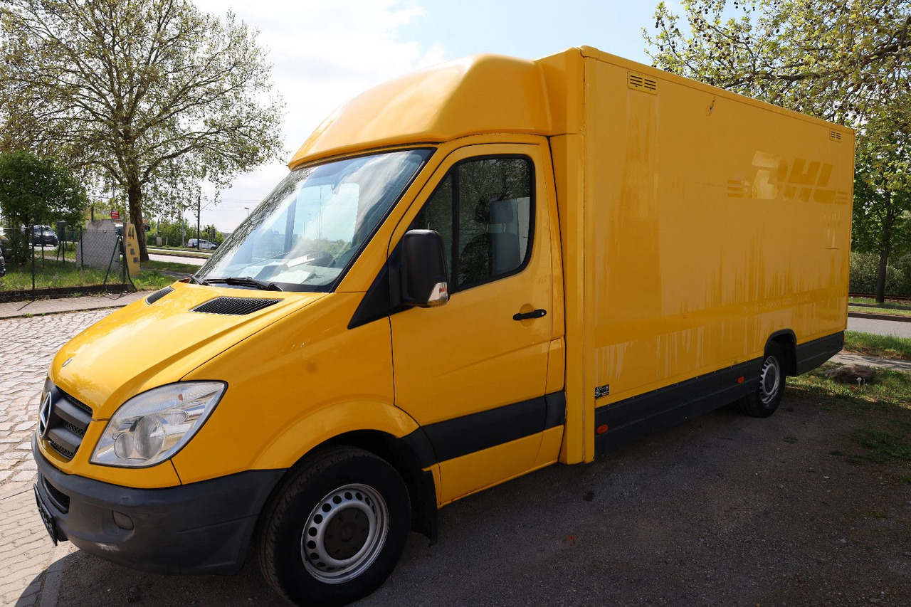 Mercedes-Benz Sprinter II Pritsche/ Koffer - כלי רכב מסחרי עם תיבה: תמונה 1 Mercedes-Benz Sprinter II Pritsche/ Koffer - כלי רכב מסחרי עם תיבה: תמונה 1