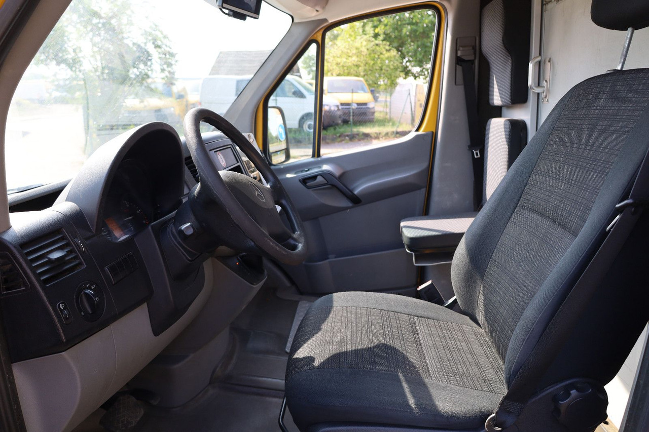 Mercedes-Benz Sprinter/Koffer/Regalsystem/ EU5/ 1. Hand - כלי רכב מסחרי לנוסעים: תמונה 3 Mercedes-Benz Sprinter/Koffer/Regalsystem/ EU5/ 1. Hand - כלי רכב מסחרי לנוסעים: תמונה 3