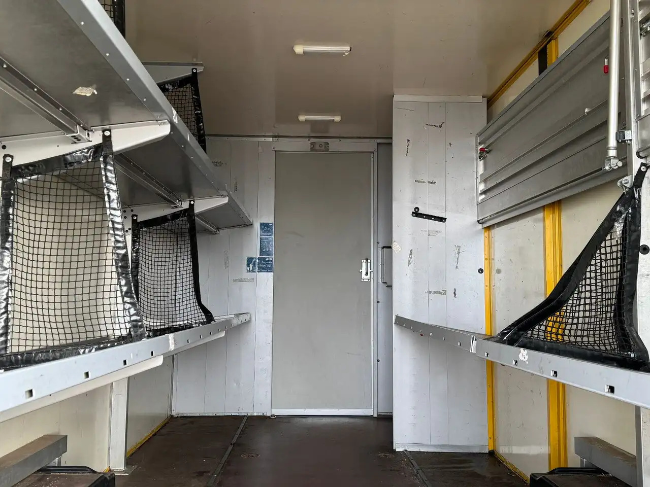 כלי רכב מסחרי עם תיבה Mercedes-Benz Sprinter/Koffer/Regalsystem/ EU5/ 1. Hand: תמונה 17 כלי רכב מסחרי עם תיבה Mercedes-Benz Sprinter/Koffer/Regalsystem/ EU5/ 1. Hand: תמונה 17