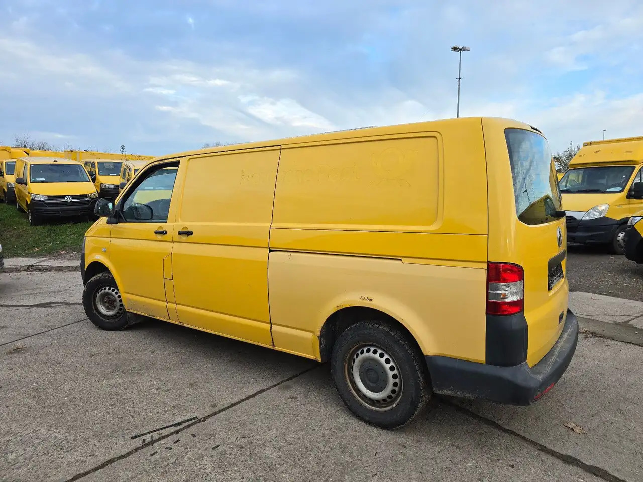 Volkswagen T5 lang Transporter Kasten-Kombi 2.0 TDI/EU5 - כלי רכב מסחרי עם לוח: תמונה 4 Volkswagen T5 lang Transporter Kasten-Kombi 2.0 TDI/EU5 - כלי רכב מסחרי עם לוח: תמונה 4