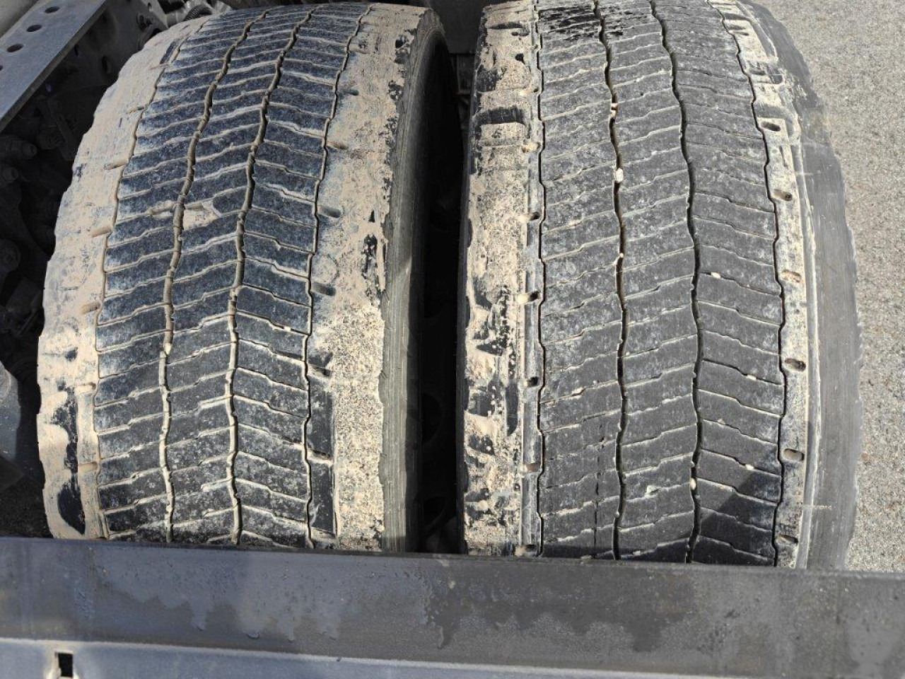 IVECO Stralis AS440S46T/PLNG Intarder Klima Luftfeder ZV - יחידת טרקטור: תמונה 2 IVECO Stralis AS440S46T/PLNG Intarder Klima Luftfeder ZV - יחידת טרקטור: תמונה 2