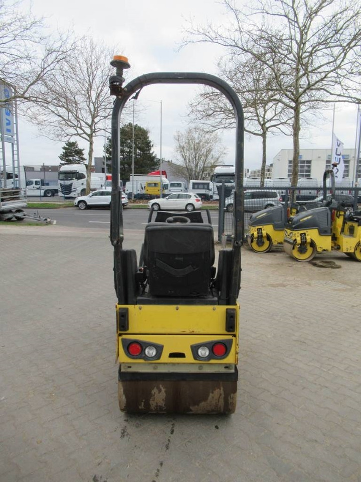 Bomag BW 80 AD-5 - רולר כביש: תמונה 4 Bomag BW 80 AD-5 - רולר כביש: תמונה 4