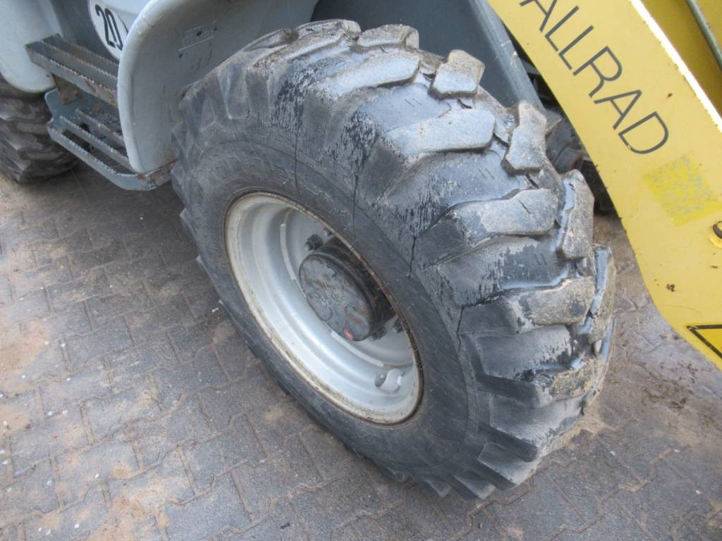 Kramer 480 - מעמיס גלגלים: תמונה 5 Kramer 480 - מעמיס גלגלים: תמונה 5