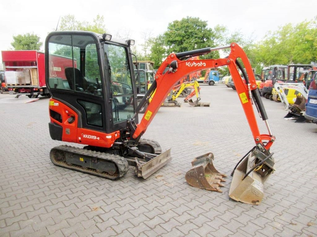 Kubota KX019-4 Löffelpacket - מיני מחפר: תמונה 2 Kubota KX019-4 Löffelpacket - מיני מחפר: תמונה 2