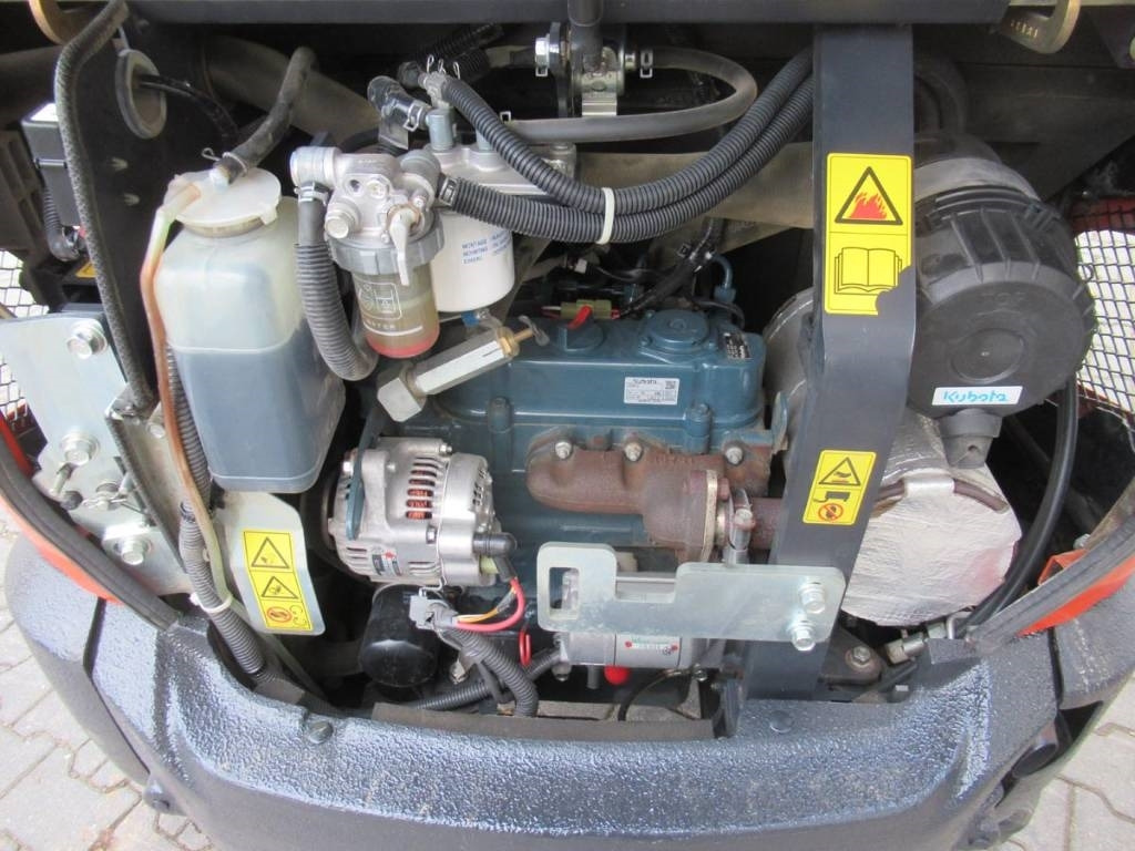 Kubota KX019-4 Löffelpacket - מיני מחפר: תמונה 4 Kubota KX019-4 Löffelpacket - מיני מחפר: תמונה 4