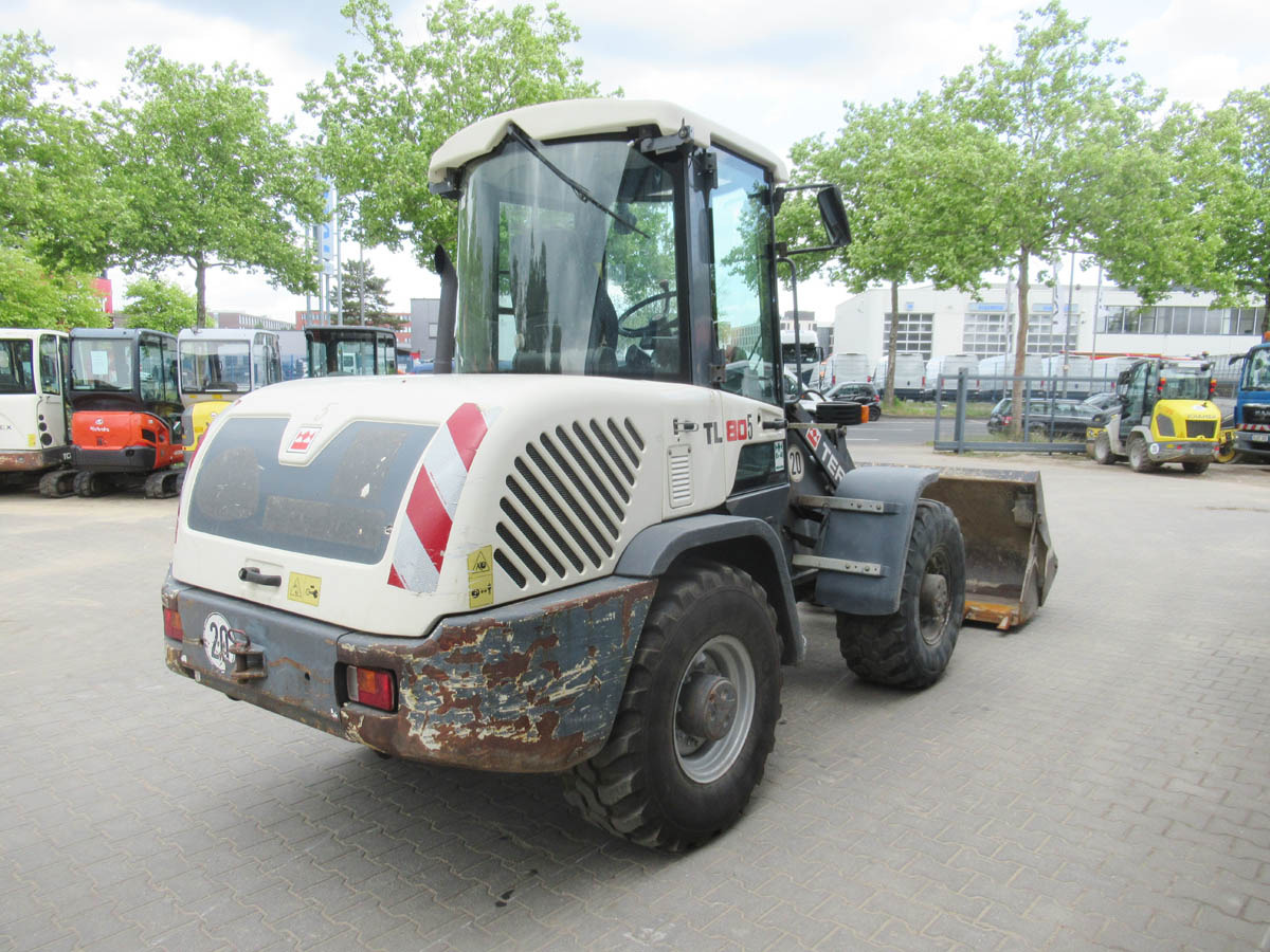 Terex TL80 - מעמיס גלגלים: תמונה 2 Terex TL80 - מעמיס גלגלים: תמונה 2