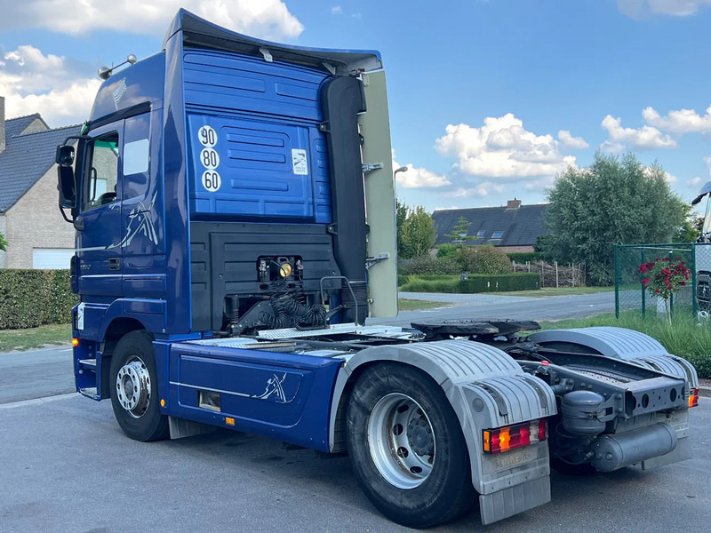 Mercedes-Benz Actros 1850 V8***Euro3**MEGA SPACE 1850 TOP CONDITION** - יחידת טרקטור: תמונה 4 Mercedes-Benz Actros 1850 V8***Euro3**MEGA SPACE 1850 TOP CONDITION** - יחידת טרקטור: תמונה 4