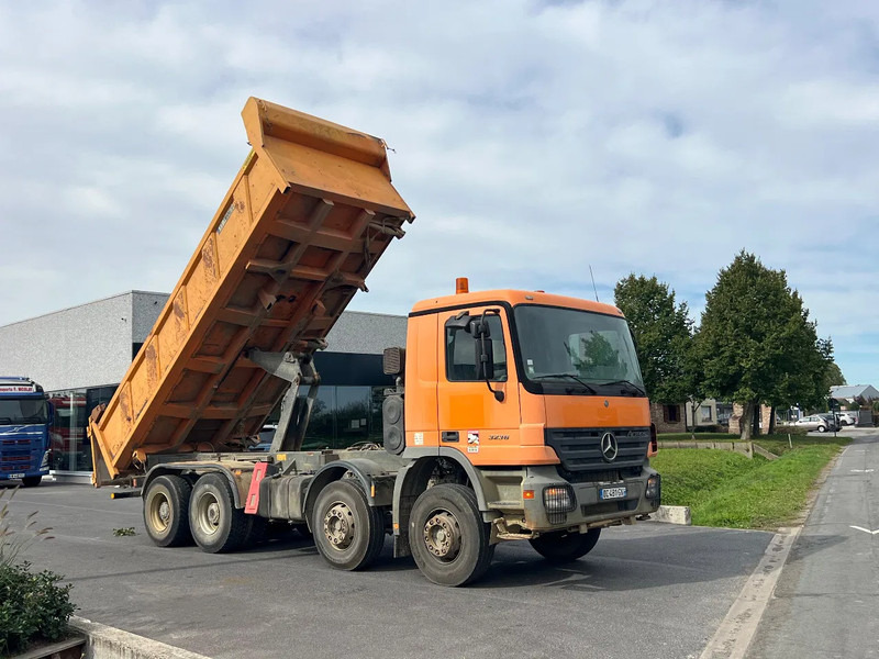 Mercedes-Benz Actros 3336 8x4 TIPPER**3 Pedals**Actros 3336** - מזהיר: תמונה 1 Mercedes-Benz Actros 3336 8x4 TIPPER**3 Pedals**Actros 3336** - מזהיר: תמונה 1