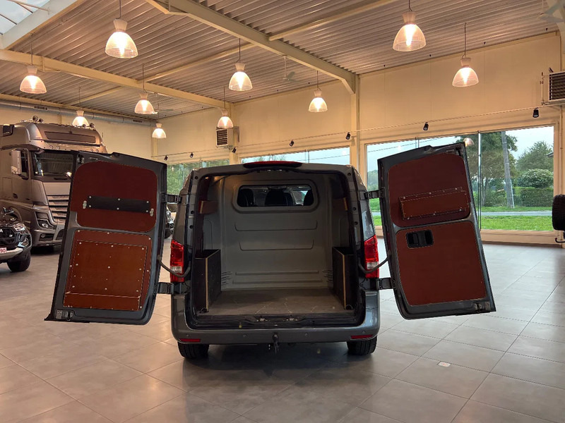 Mercedes-Benz Vito 119 4x4*4-MATIC*6 Seats*TOP CONDITIE* - כלי רכב מסחרי עם לוח, כלי רכב מסחרי קומבי: תמונה 4 Mercedes-Benz Vito 119 4x4*4-MATIC*6 Seats*TOP CONDITIE* - כלי רכב מסחרי עם לוח, כלי רכב מסחרי קומבי: תמונה 4