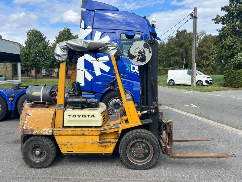 Toyota Heftruck-TOYOTA TOYOTA FG 30 - מלגזה: תמונה 1 Toyota Heftruck-TOYOTA TOYOTA FG 30 - מלגזה: תמונה 1
