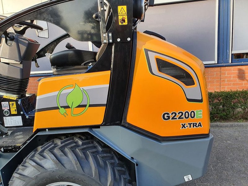 Giant Tobroco Giant G2200E X-TRA Kniklader - מעמיס גלגלים: תמונה 4 Giant Tobroco Giant G2200E X-TRA Kniklader - מעמיס גלגלים: תמונה 4