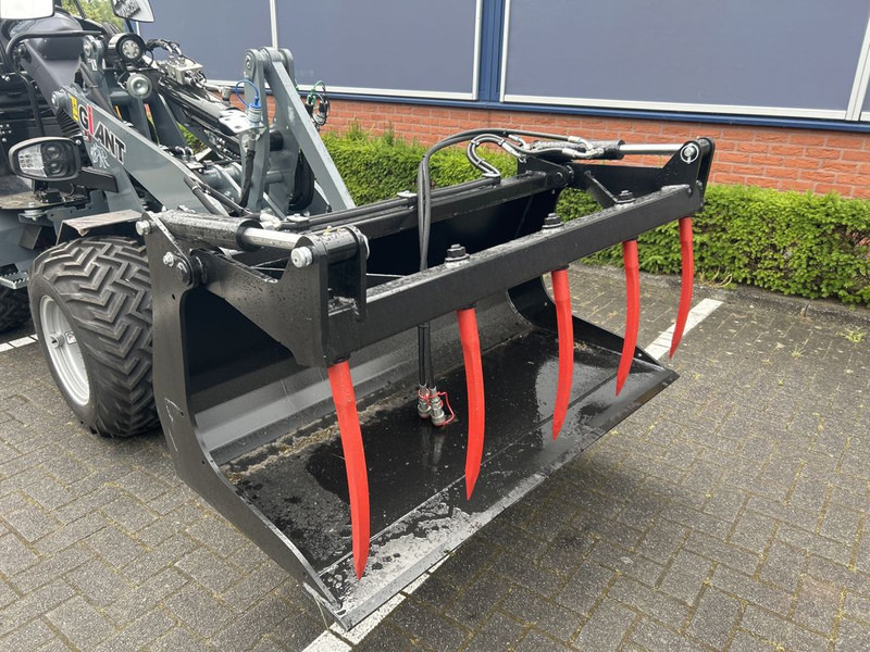 Giant Tobroco Pelikaanbak 140 cm Giant aanspan - דלי עבור מכונת בנייה: תמונה 2 Giant Tobroco Pelikaanbak 140 cm Giant aanspan - דלי עבור מכונת בנייה: תמונה 2